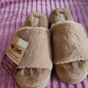Muk Luks Beige Furry Platform  Slippers